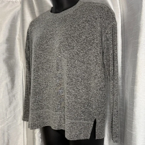 Lucky Brand Crewneck Sweater Women’s Medium Lightweight Long Sleeve Oversized - Picture 3 of 8
